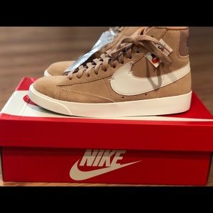 Women’s Nike Blazer Rebel